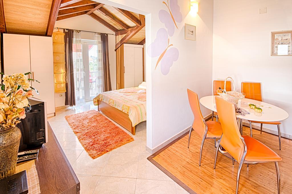 Apartmani Rita ミルナ 部屋 写真